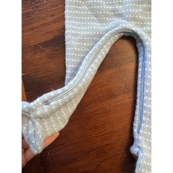 Vintage Baby Boy Blue Sweater Footed Romper Embroidered Train 0-3 Months - Picture 8 of 9